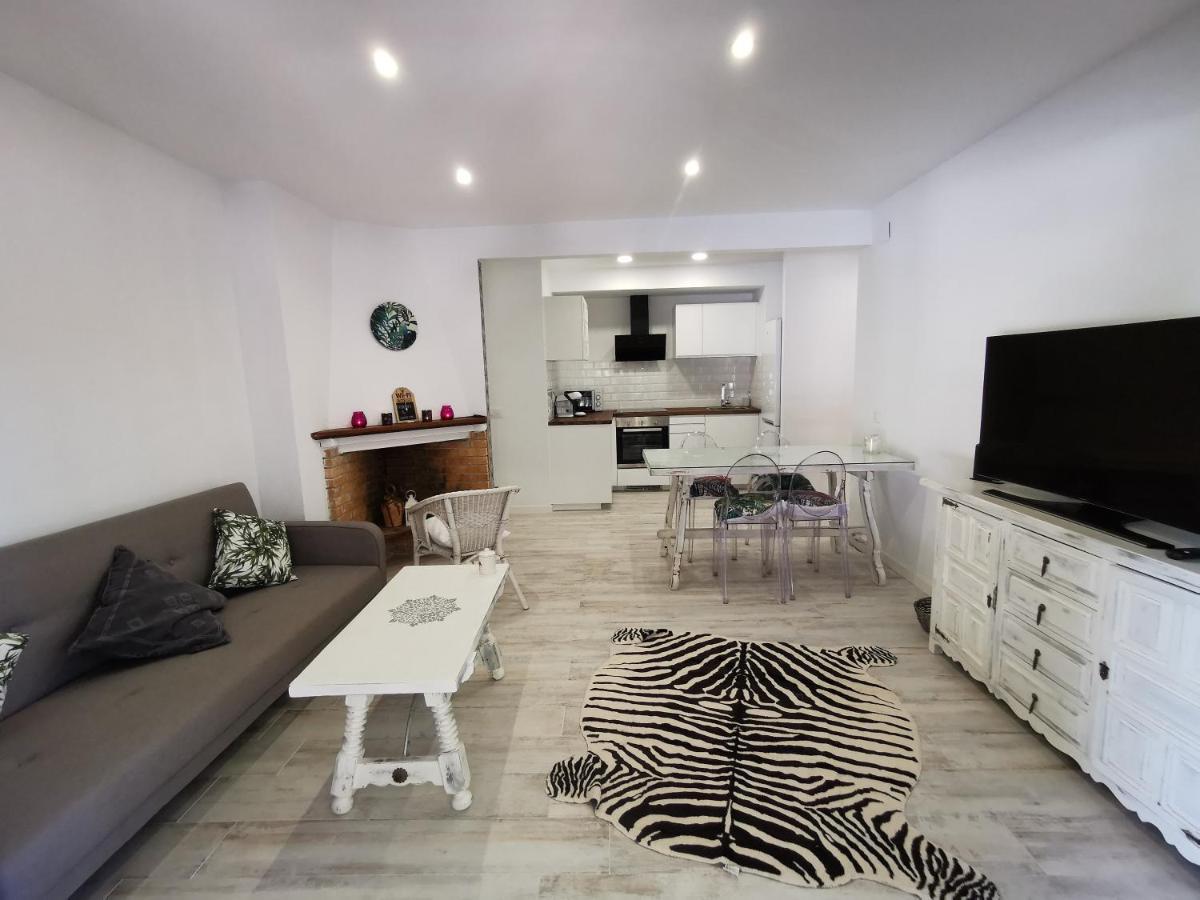Apartamento Port De Roda De Bara -Roc Sant Gaieta Bagian luar foto
