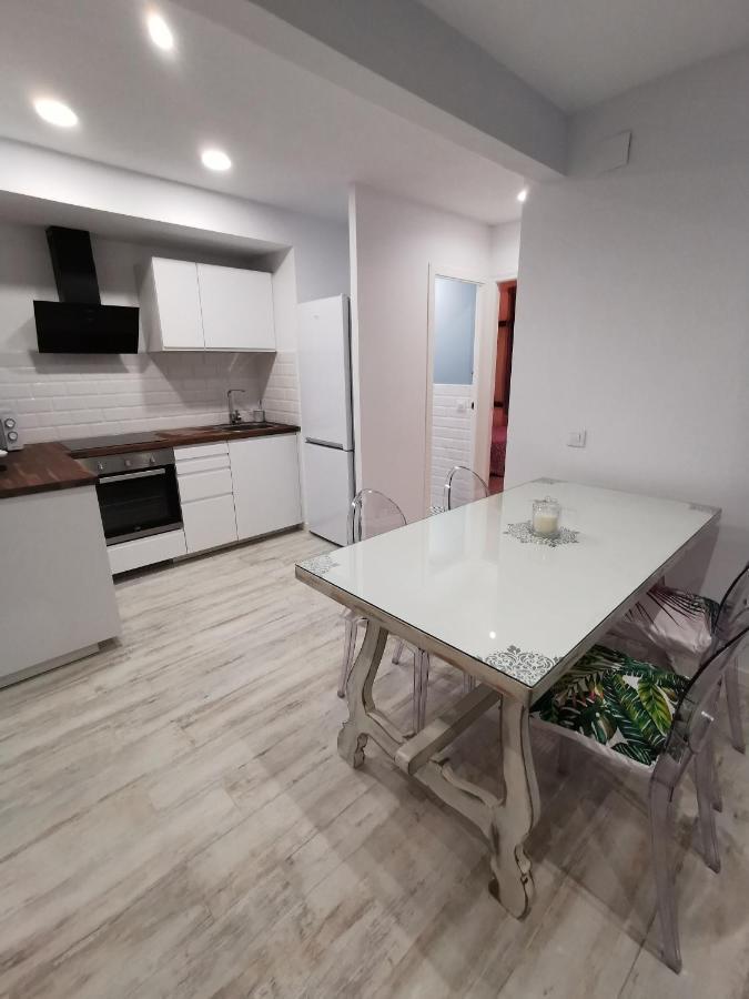 Apartamento Port De Roda De Bara -Roc Sant Gaieta Bagian luar foto